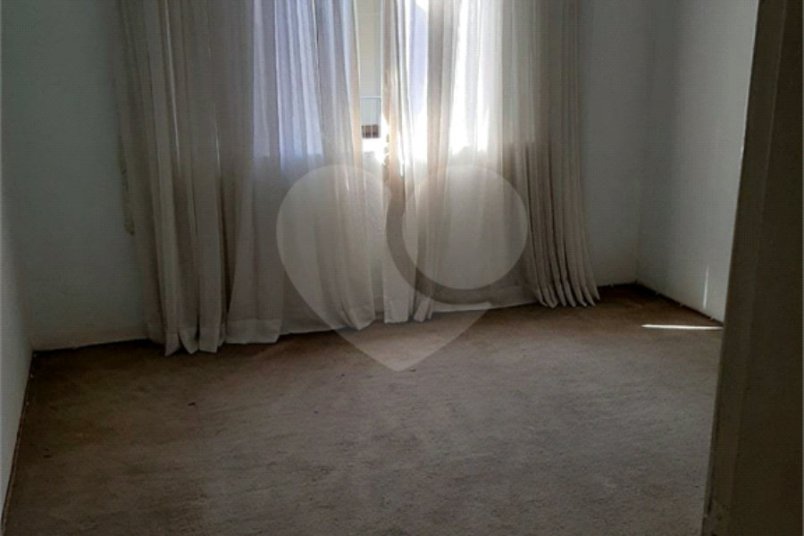Sobrado à venda com 2 quartos em Santana, São Paulo, SP