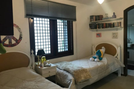 Casa à venda com 5 quartos, sendo 2 suítes, em Jardim Everest, São Paulo, SP
