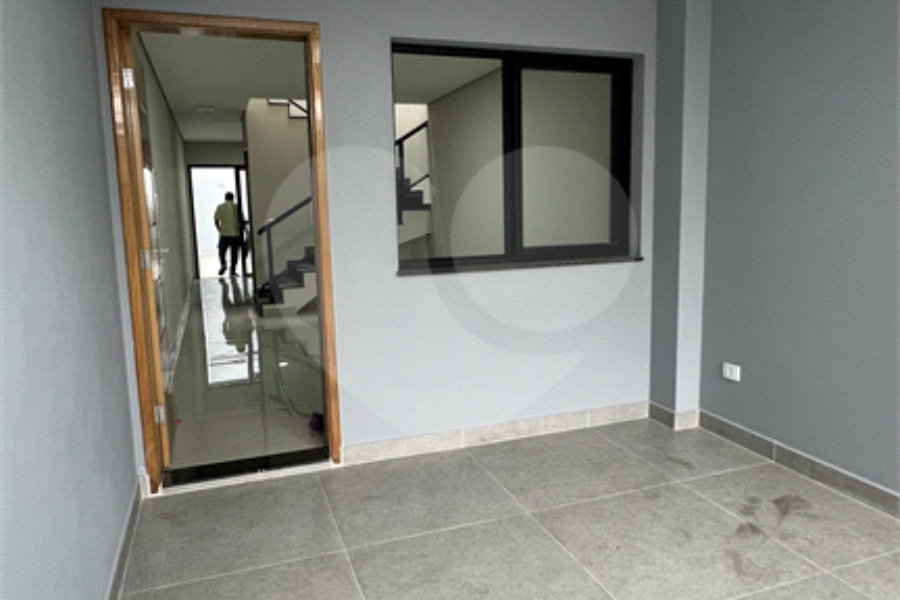 Sobrado à venda com 3 quartos, sendo 1 suíte,  em Vila Nova Cachoeirinha, São Paulo, SP