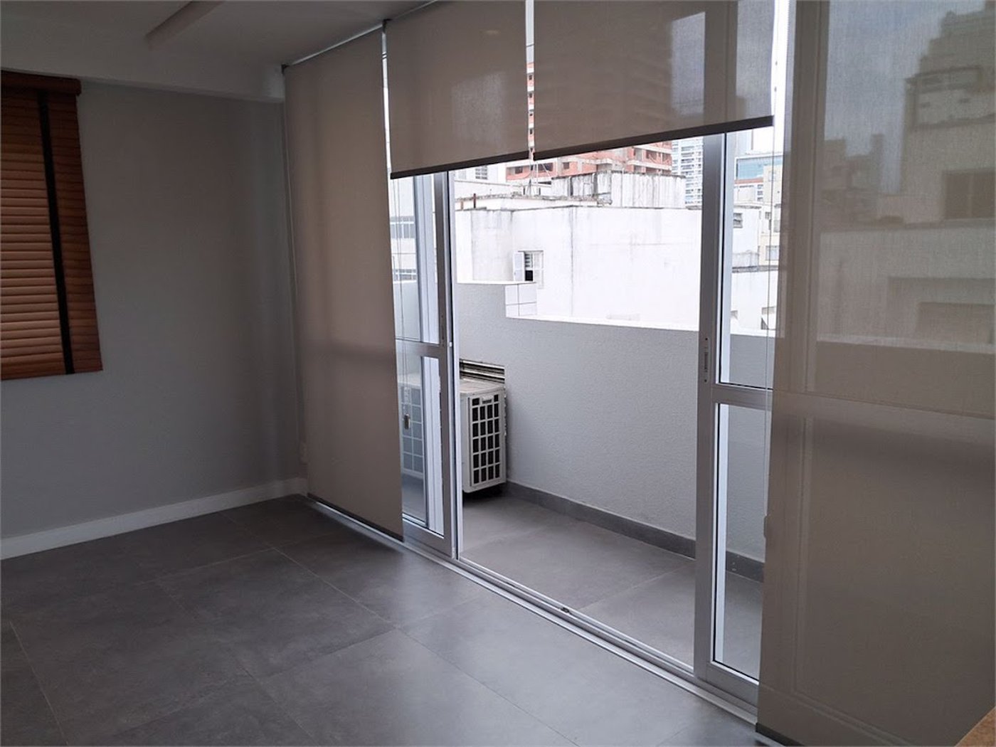 Apartamento Residencial à venda, Gonzaga, Santos - AP0822.