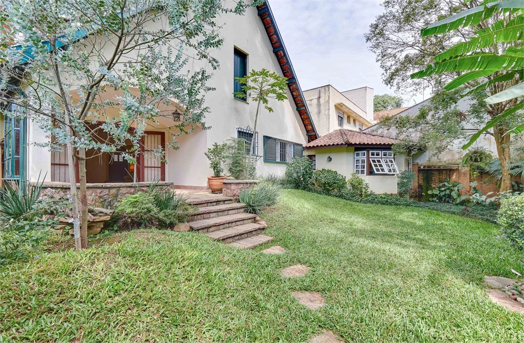 Casa Térrea à venda com 3 quartos em Alto da Boa Vista, São Paulo, SP