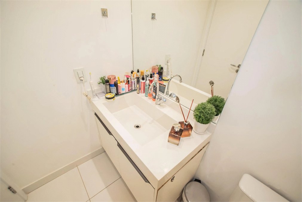 Apartamento à venda com 2 quartos, sendo 1 suíte, em Mirandópolis, São Paulo, SP