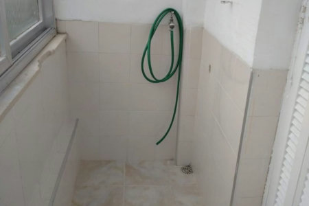 Sala Living à Venda no Centro de São Vicente | A 1 Quadra da Praia do Gonzaguinha