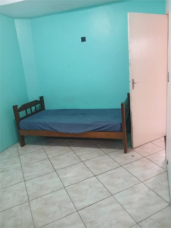 Casa à venda com 5 quartos em Capão Redondo, São Paulo, SP