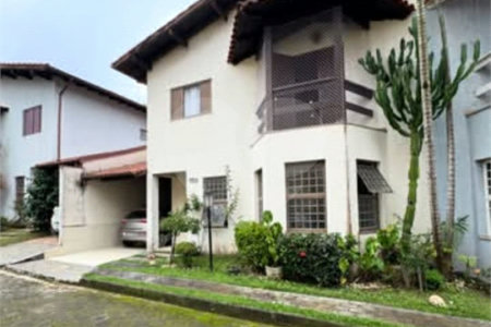 Sobrado à venda com 3 quartos, sendo 1 suíte,  em Mogi Moderno, Mogi das Cruzes, SP