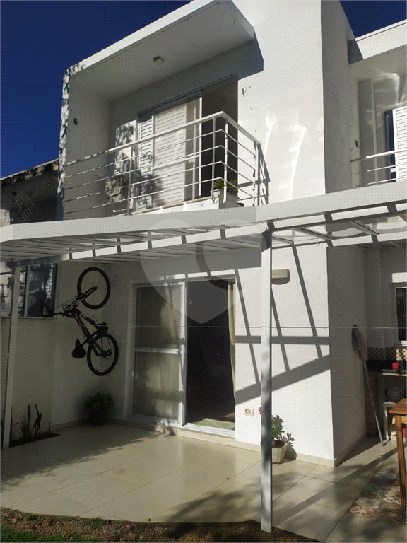 Sobrado à venda com 3 quartos, sendo 1 suíte, em Jardim do Lago, Atibaia, SP