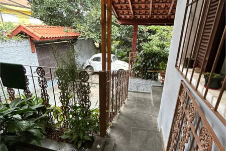 Casa à venda com 3 quartos em Parque Sonia, São Paulo, SP