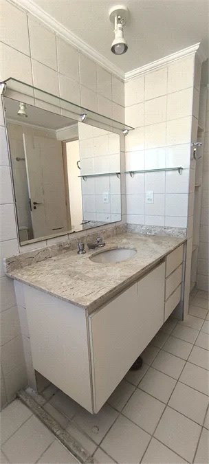 Apartamento à venda com 3 quartos, sendo 1 suíte, em Pinheiros, São Paulo, SP
