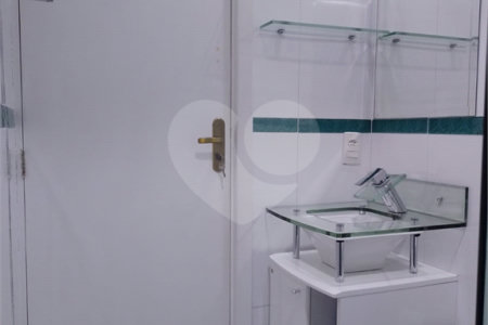 Apartamento à venda com 2 quartos em Pirajussara, São Paulo, SP