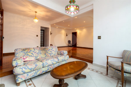 Casa Térrea à venda com 3 quartos, sendo 2 suítes, em Jardim da Saúde, São Paulo, SP