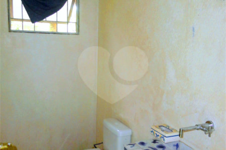 Casa à venda com 4 suítes no condomínio Estância Marambaia, Vinhedo - SP