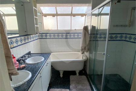 Apartamento à venda com 4 quartos, sendo 1 suíte, em Campo Belo, São Paulo, SP