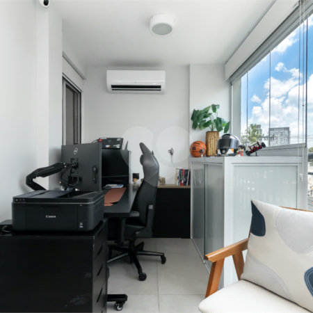 Apartamento à venda com 2 quartos, sendo 1 suíte, em Santo Amaro, São Paulo, SP