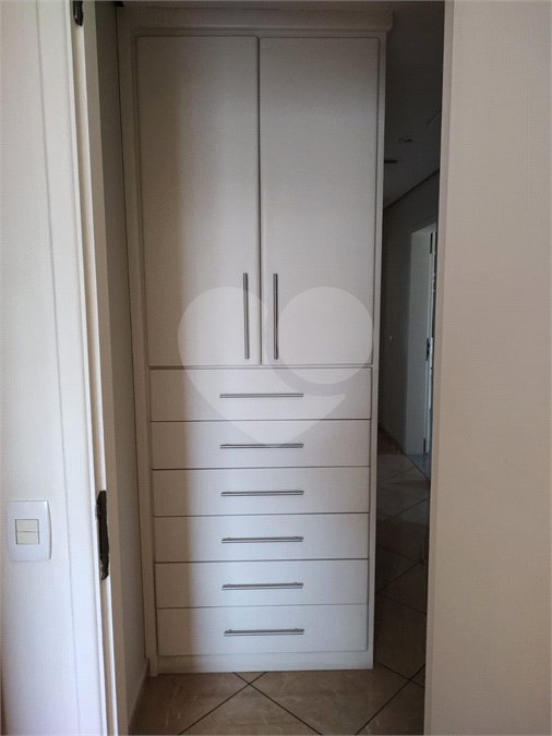 Apartamento à venda com 4 quartos, sendo 2 suítes, em Alto de Pinheiros, São Paulo, SP
