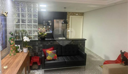 Casa à venda com 4 quartos, sendo 2 suítes,  em Jardim Samara, São Paulo, SP