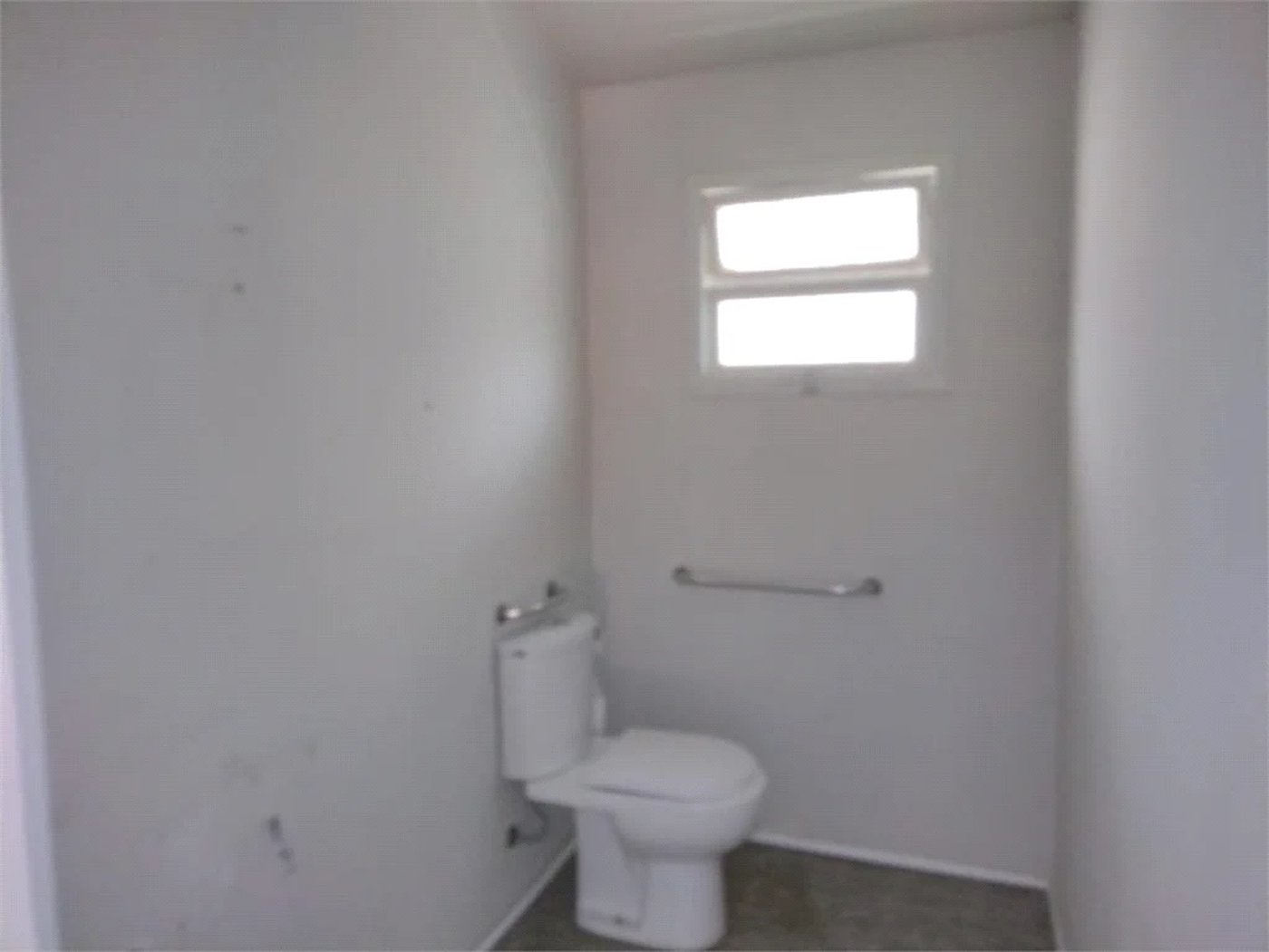 Casa à venda com 2 quartos em Jardim Semiramis, Cotia, SP