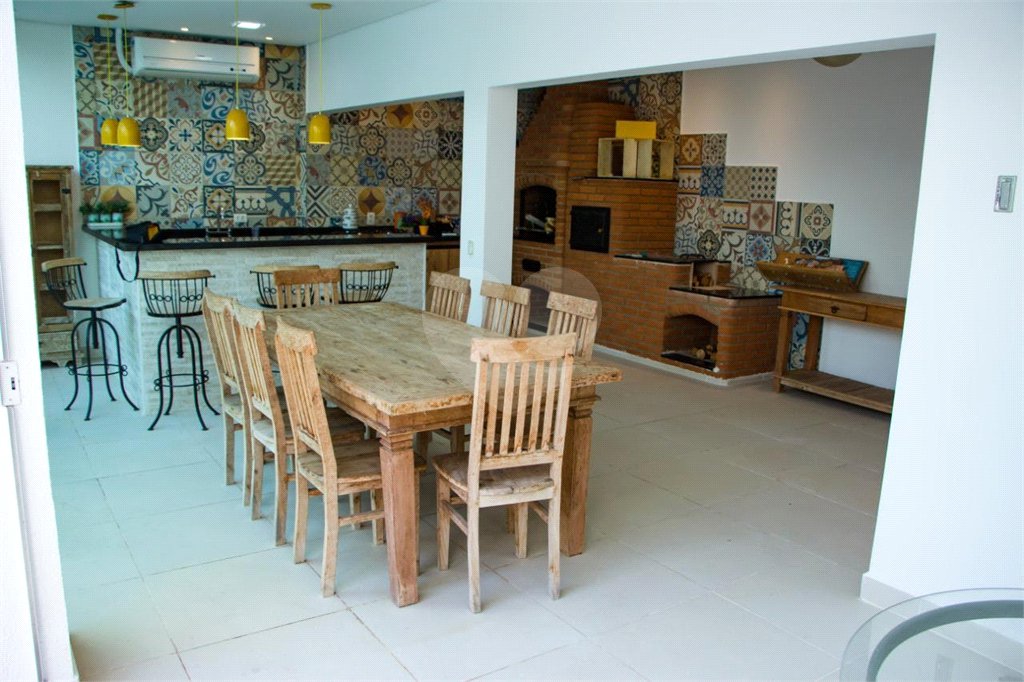 Casa à venda com 4 suítes no condomínio Residencial Villa dos Inglezes, Sorocaba - SP