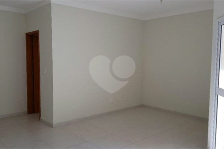 Apartamento à venda com 3 quartos, sendo 1 suíte, em Nova Petrópolis, São Bernardo do Campo, SP
