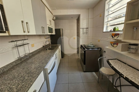 Apartamento à venda com 3 quartos, sendo 1 suíte, em Copacabana, Rio de Janeiro, RJ