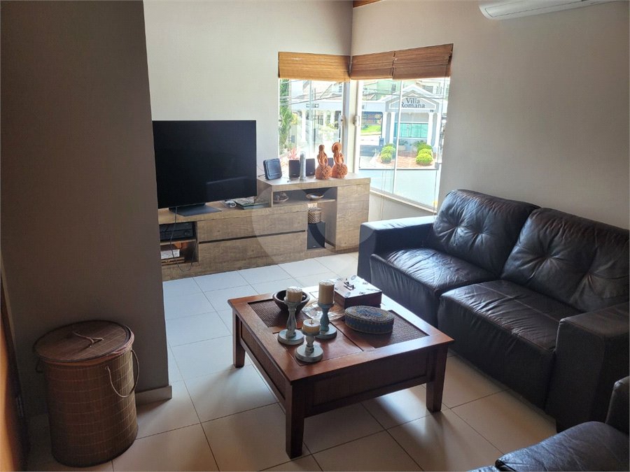 Casa à venda com 3 suítes em Chácara Areal, Indaiatuba, SP