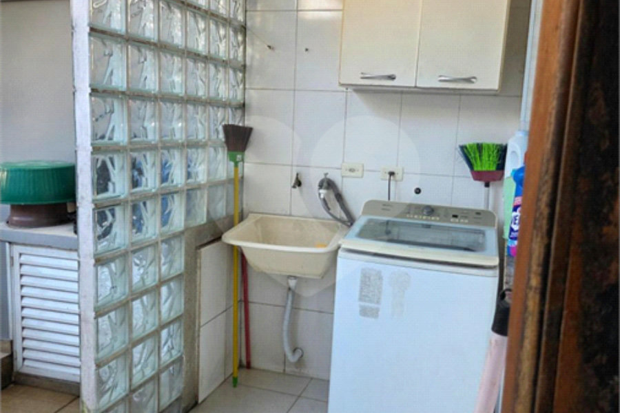 Sobrado à venda com 3 quartos, sendo 1 suíte, em Vila Gustavo, São Paulo, SP