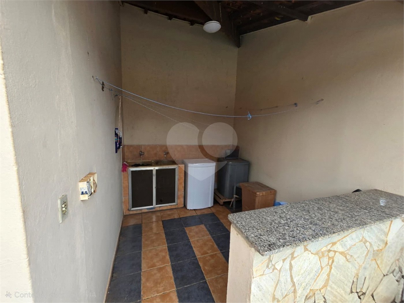 Casa à venda com 3 quartos, sendo 1 suíte,  em Jardim Shangri-lá, Itapetininga, SP