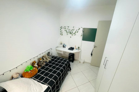 Casa à venda com 3 quartos, sendo 1 suíte, no condomínio Rafaela I, São Paulo - SP