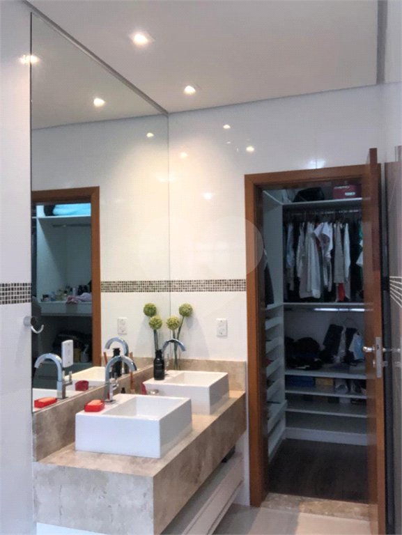 Casa à venda com 3 quartos, sendo 1 suíte, no condomínio Golden Park, Sorocaba - SP