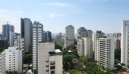Apartamento à venda ou para alugar com 4 quartos, sendo 1 suíte,  em Vila Nova Conceição, São Paulo, SP
