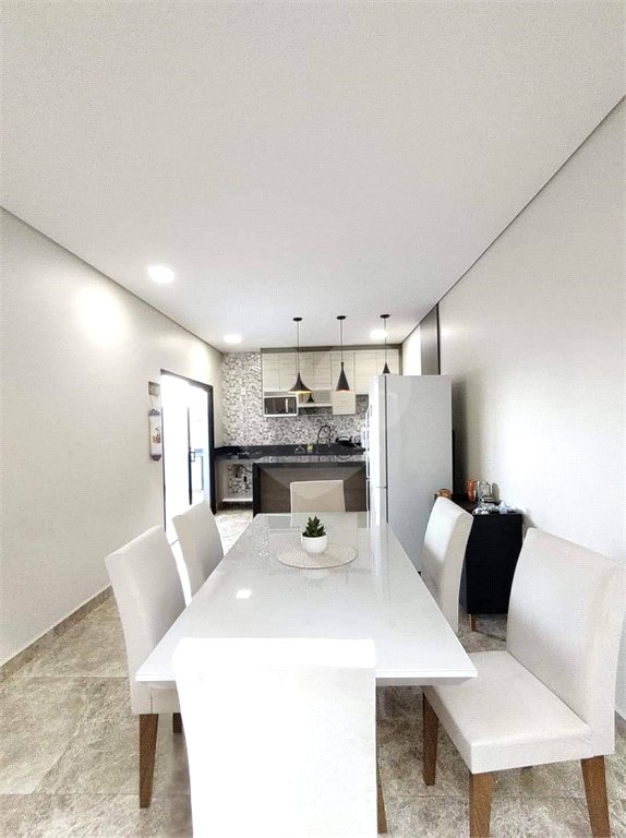 Casa à venda com 3 quartos, sendo 1 suíte, em Residencial Vila dos Eucaliptos, Salto, SP