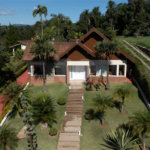 Casa Térrea à venda com 3 quartos, sendo 1 suíte, em Alpes D'ouro, Bom Jesus dos Perdões, SP