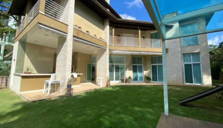 Casa à venda com 3 suítes no condomínio Parque Itatiaia, Mairiporã - SP