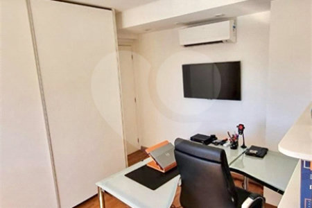 Apartamento à venda com 3 suítes em Vila Romana, São Paulo, SP