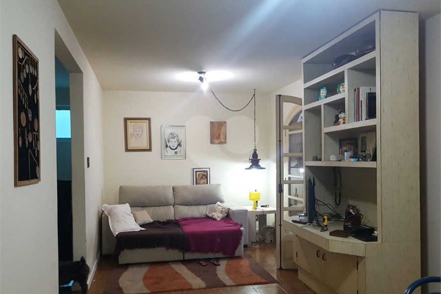 Sobrado à venda com 3 quartos, sendo 1 suíte, em Tremembé, São Paulo, SP