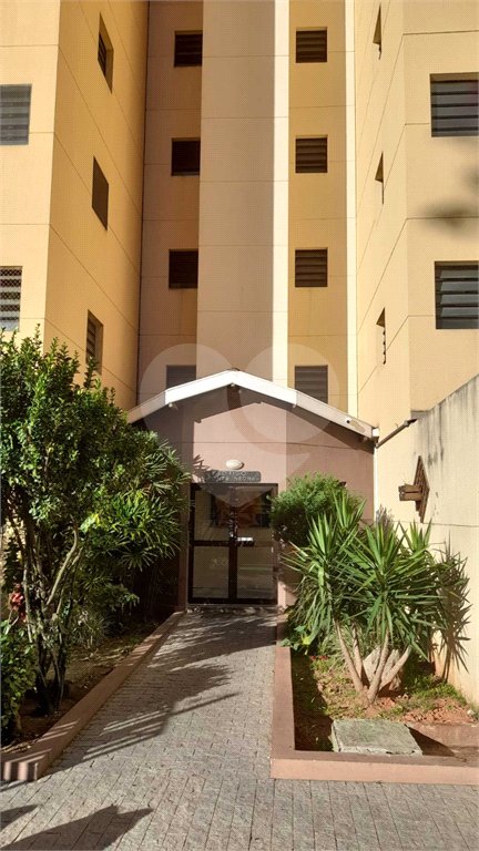 Apartamento à venda com 3 quartos, sendo 1 suíte, em Vila Machado, Jacareí, SP