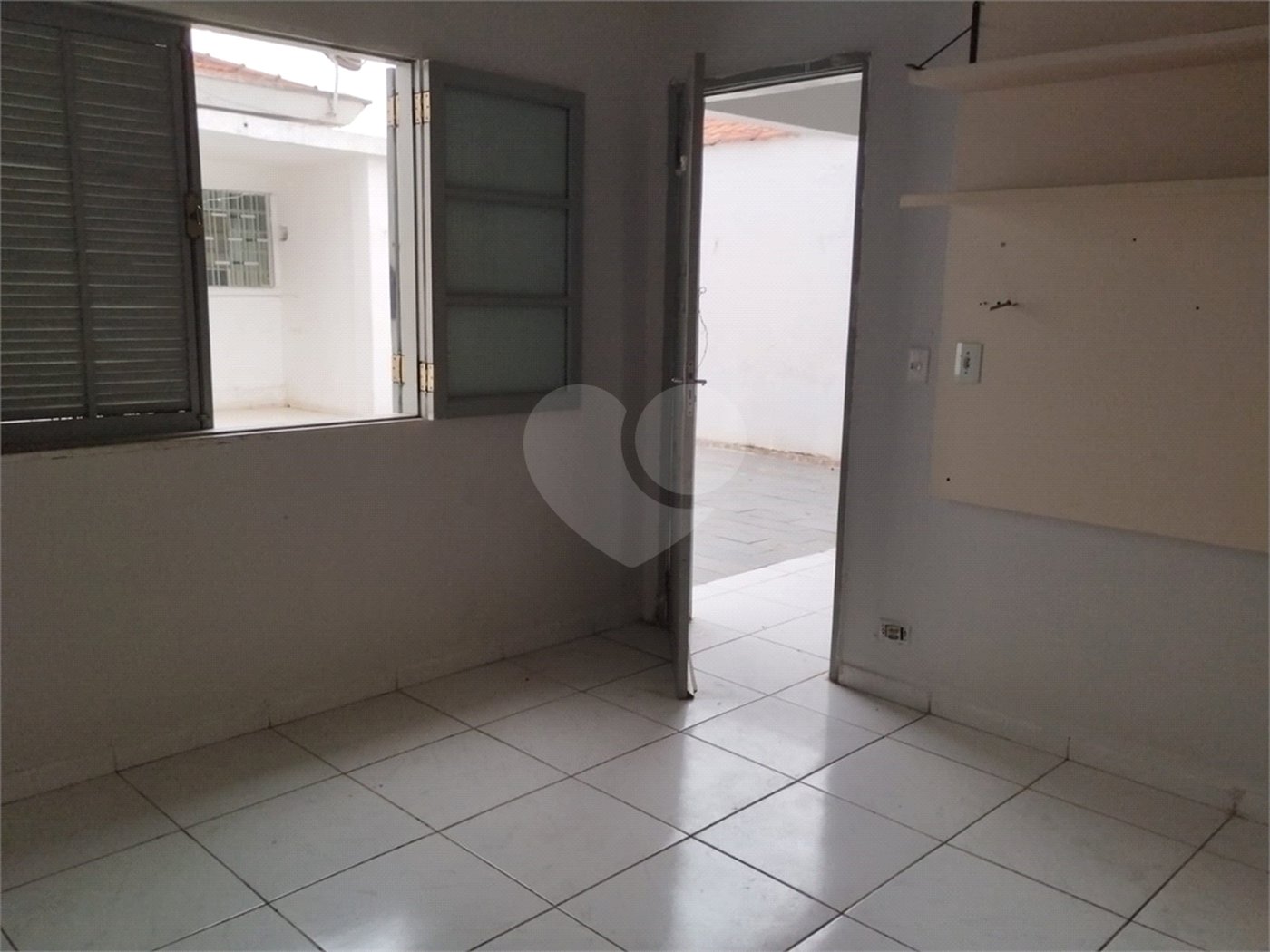 Casa Térrea à venda com 2 quartos em Parque Vitória, São Paulo, SP