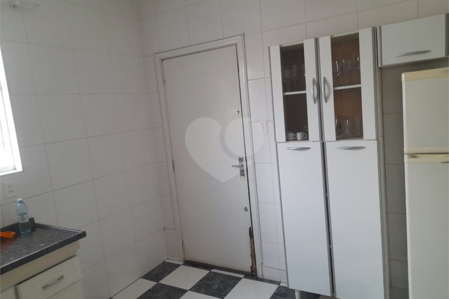 Apartamento à venda com 3 quartos, sendo 1 suíte, no Centro, Serra Negra, SP