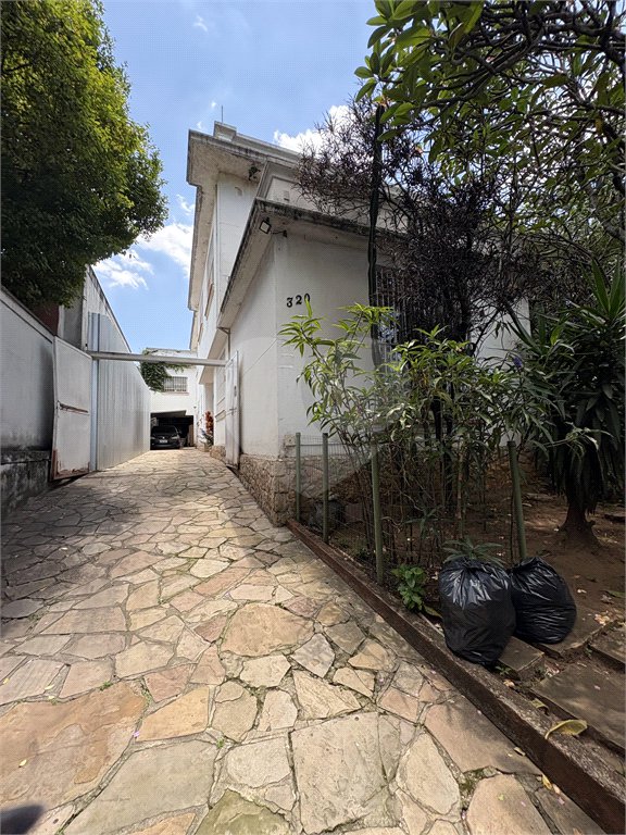 Sobrado à venda com 6 quartos, sendo 1 suíte, em Vila Nova Conceição, São Paulo, SP