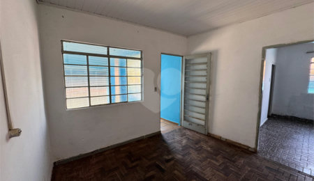 Casa à venda com 2 quartos em Jardim Itália, Itapetininga, SP
