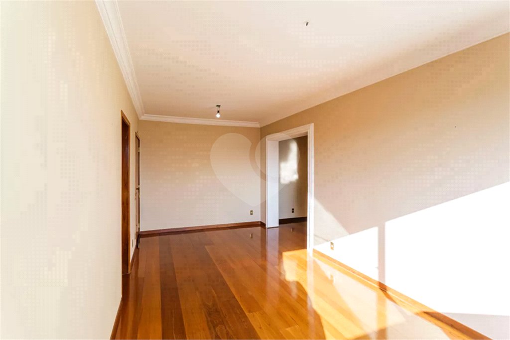 Apartamento à venda com 2 quartos, sendo 1 suíte, em Vila Olímpia, São Paulo, SP