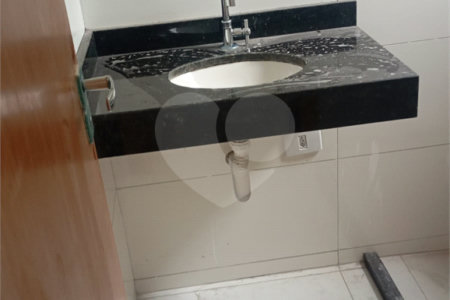 Casa de Vila à venda com 2 suítes em Vila Ré, São Paulo, SP
