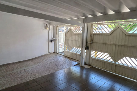 Sobrado à venda com 3 quartos em Vila Medeiros, São Paulo, SP