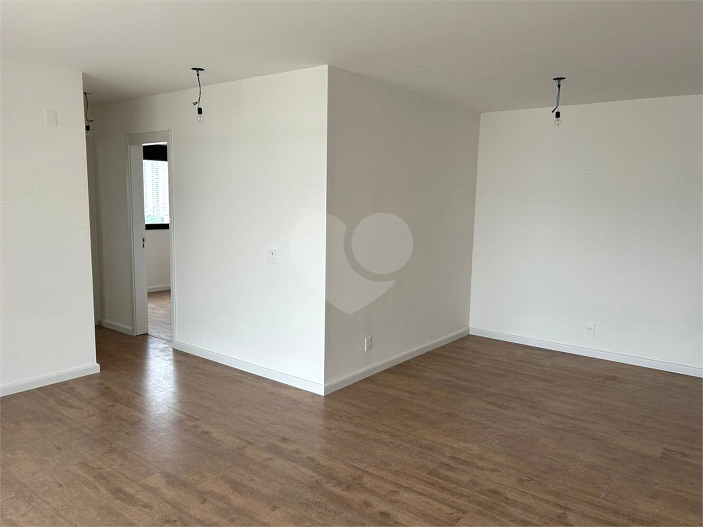 Apartamento à venda com 4 quartos, sendo 1 suíte,  em Ipiranga, São Paulo, SP