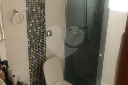 Casa à venda com 4 quartos, sendo 1 suíte, no condomínio Villagio Milano, Sorocaba - SP