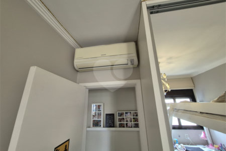 Cobertura à venda com 4 quartos, sendo 2 suítes, em Vila Hamburguesa, São Paulo, SP