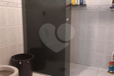 Casa Térrea à venda com 4 quartos em Vila Ernesto, São Paulo, SP