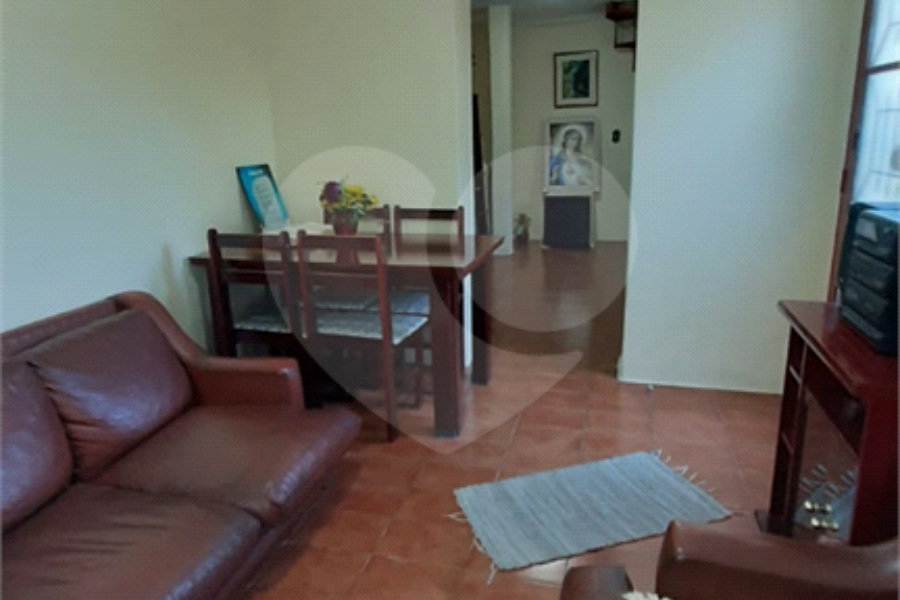Sobrado à venda com 2 quartos em Horto, São Paulo, SP