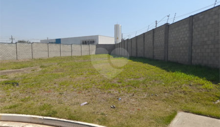 Terreno à venda no condomínio Monte das Araucárias, São Carlos - SP