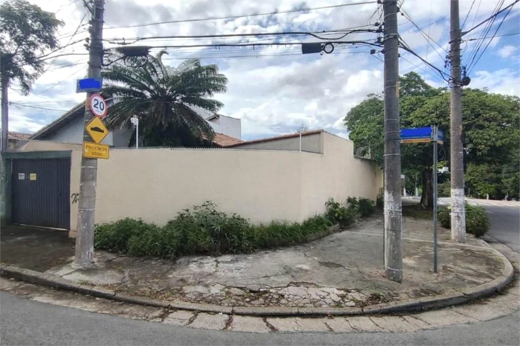 Casa à venda ou para alugar em São Paulo, SP