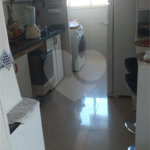 COBERTURA A VENDA NO BAIRRO JARDIM DAS INDUSTRIAS COM 3 DORMITORIOS, 2 SUITES, 2 VAGAS, 214M², SJC